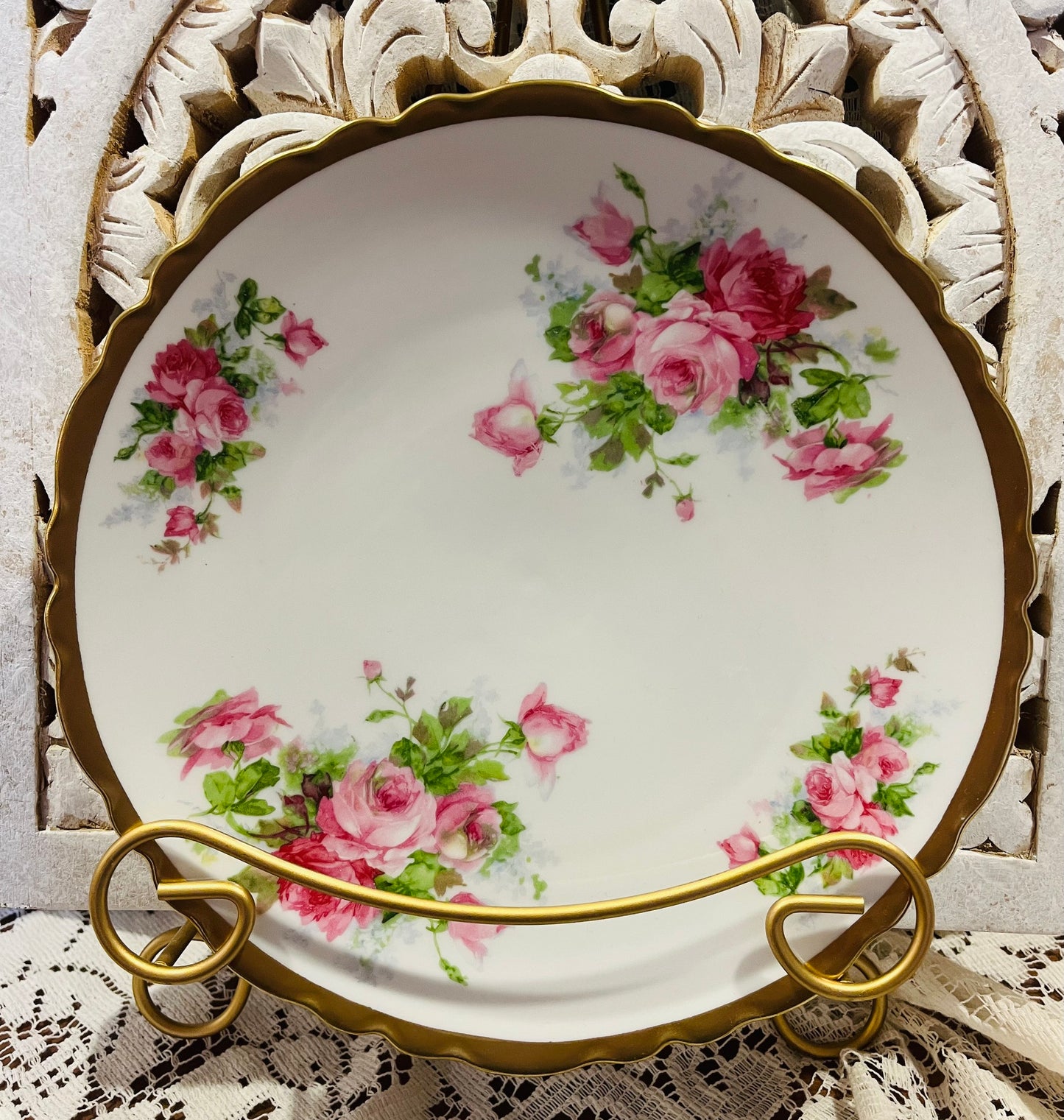 Late 19th Century Royal Austria O.&E.G. Hand-Painted Porcelain Rose Plate