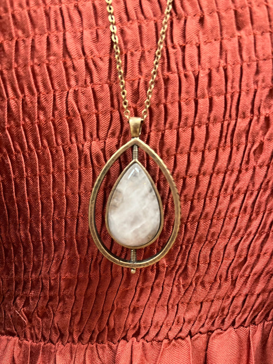 Stella & Dot Brass-Tone Rose Quartz-Style Teardrop Pendant Necklace