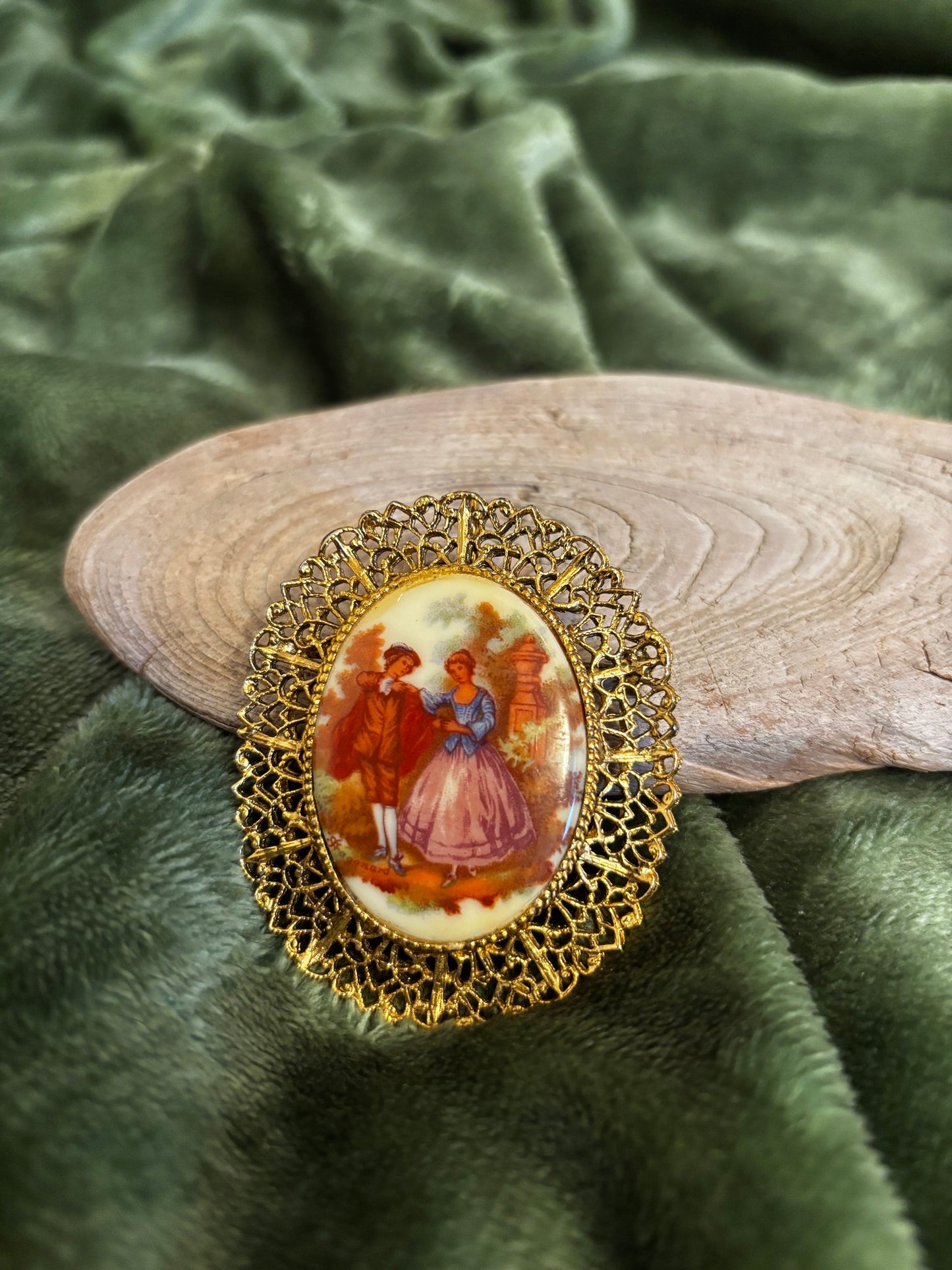 1950s Post-War West German "Fragonard" Rococo Romantic Couple Brooch-Pendant